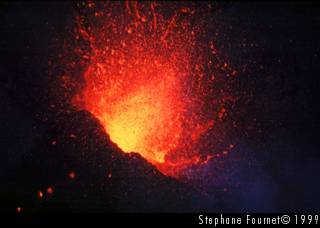 Explosion. Eruption du 19 Juillet 99